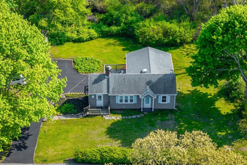 45 Marston Ave, Barnstable, Massachusetts, 3 Bedrooms Bedrooms, 6 Rooms Rooms,1 BathroomBathrooms,Residential,For Sale,Marston Ave,73520478