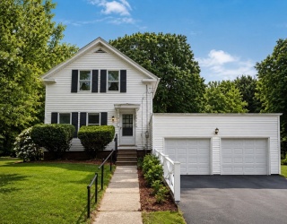 115 School St., Warren, Massachusetts, 3 Bedrooms Bedrooms, 7 Rooms Rooms,1 BathroomBathrooms,Residential,For Sale,School St.,73522246