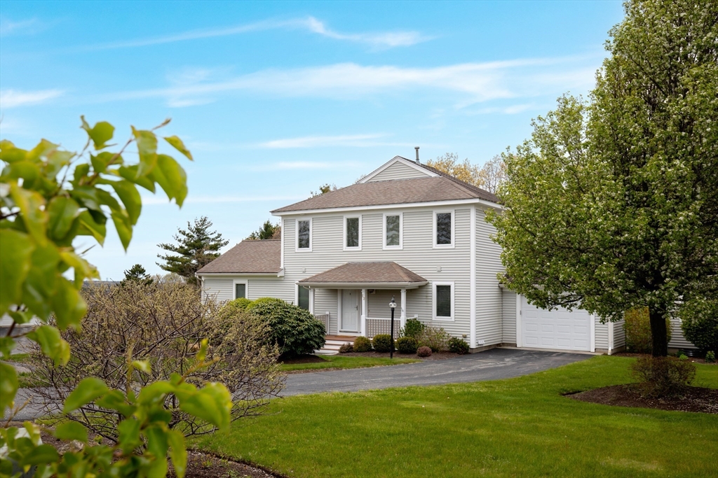 2 Beach Plum Ln, Bourne, Massachusetts, 2 Bedrooms Bedrooms, 6 Rooms Rooms,3.5 BathroomsBathrooms,Residential,For Sale,Beach Plum Ln,73522247