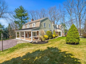 2 Deerberry Lane, Andover, Massachusetts, 4 Bedrooms Bedrooms, 11 Rooms Rooms,4.5 BathroomsBathrooms,Residential,For Sale,Deerberry Lane,73498340