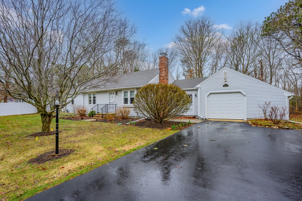 5 Duchess Drive, Sandwich, Massachusetts, 3 Bedrooms Bedrooms, 6 Rooms Rooms,2 BathroomsBathrooms,Residential,For Sale,Duchess Drive,73499850