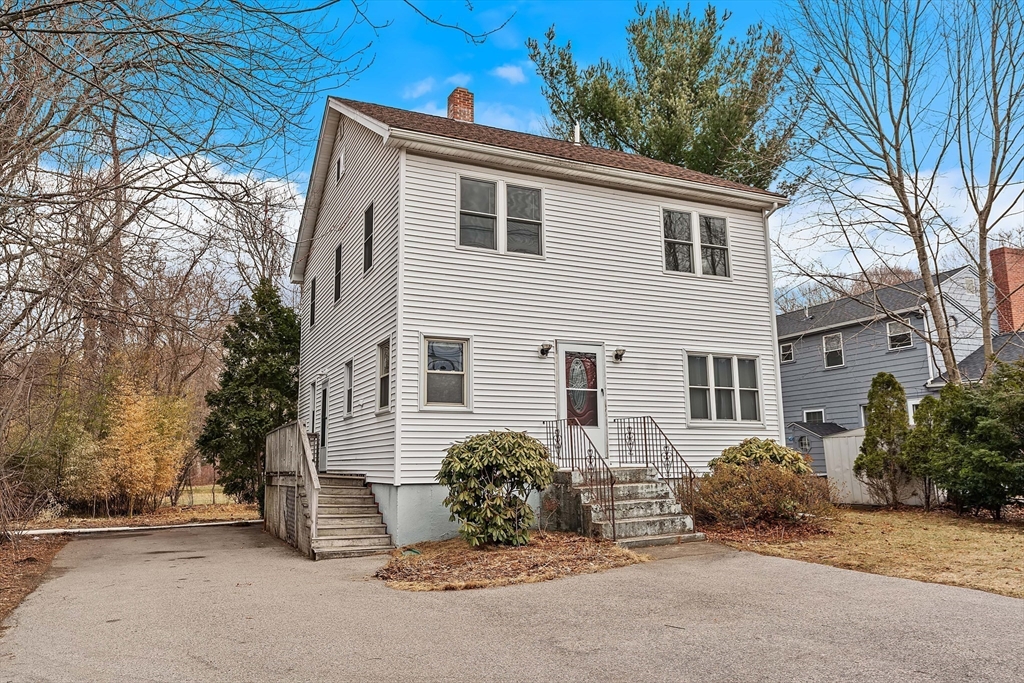 925 Worcester Street, Wellesley, Massachusetts, 5 Bedrooms Bedrooms, 7 Rooms Rooms,3 BathroomsBathrooms,Residential,For Sale,Worcester Street,73488537
