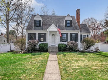 29 Maplewood Ave, Tewksbury, Massachusetts, 4 Bedrooms Bedrooms, 8 Rooms Rooms,2 BathroomsBathrooms,Residential,For Sale,Maplewood Ave,73505554 29 Maplewood Ave, Tewksbury, Massachusetts, 4 Bedrooms Bedrooms, 8 Rooms Rooms,2 BathroomsBathrooms,Residential,For Sale,Maplewood Ave,73505554