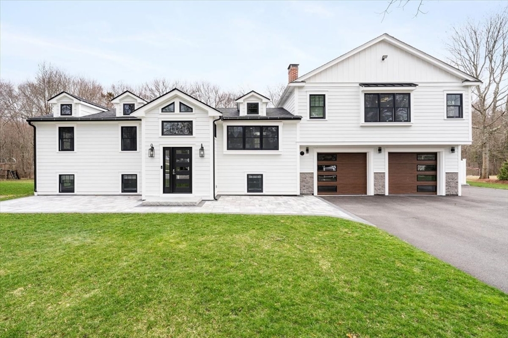143 Samoset Dr, Hanover, Massachusetts, 4 Bedrooms Bedrooms, 8 Rooms Rooms,2.5 BathroomsBathrooms,Residential,For Sale,Samoset Dr,73498830