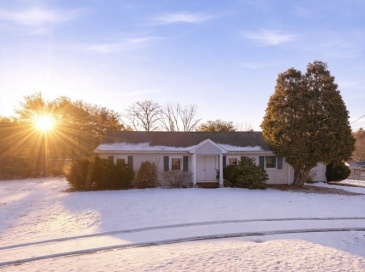 346 South, Foxboro, Massachusetts, 4 Bedrooms Bedrooms, 7 Rooms Rooms,2 BathroomsBathrooms,Residential,For Sale,South,73477089