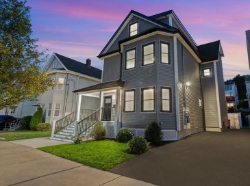 262 Park Ave, Revere, Massachusetts, 5 Bedrooms Bedrooms, 11 Rooms Rooms,4 BathroomsBathrooms,Residential Income,For Sale,Park Ave,73499536