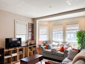 65 Chestnut Ave, Boston, Massachusetts, 2 Bedrooms Bedrooms, 4 Rooms Rooms,1.5 BathroomsBathrooms,Residential Lease,For Rent,Chestnut Ave,73517820 65 Chestnut Ave, Boston, Massachusetts, 2 Bedrooms Bedrooms, 4 Rooms Rooms,1.5 BathroomsBathrooms,Residential Lease,For Rent,Chestnut Ave,73517820