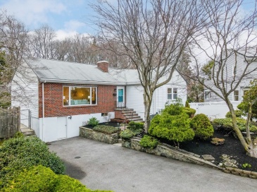 65 Ripley Rd, Medford, Massachusetts, 4 Bedrooms Bedrooms, 10 Rooms Rooms,3 BathroomsBathrooms,Residential,For Sale,Ripley Rd,73497563 65 Ripley Rd, Medford, Massachusetts, 4 Bedrooms Bedrooms, 10 Rooms Rooms,3 BathroomsBathrooms,Residential,For Sale,Ripley Rd,73497563