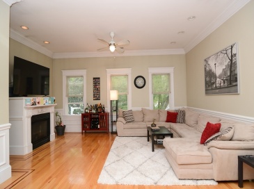 193 W 8th St, Boston, Massachusetts, 2 Bedrooms Bedrooms, 5 Rooms Rooms,1 BathroomBathrooms,Residential Lease,For Rent,W 8th St,73519685 193 W 8th St, Boston, Massachusetts, 2 Bedrooms Bedrooms, 5 Rooms Rooms,1 BathroomBathrooms,Residential Lease,For Rent,W 8th St,73519685