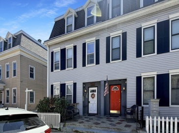 607 E 7th St, Boston, Massachusetts, 6 Bedrooms Bedrooms, 15 Rooms Rooms,3 BathroomsBathrooms,Residential Income,For Sale,E 7th St,73522561