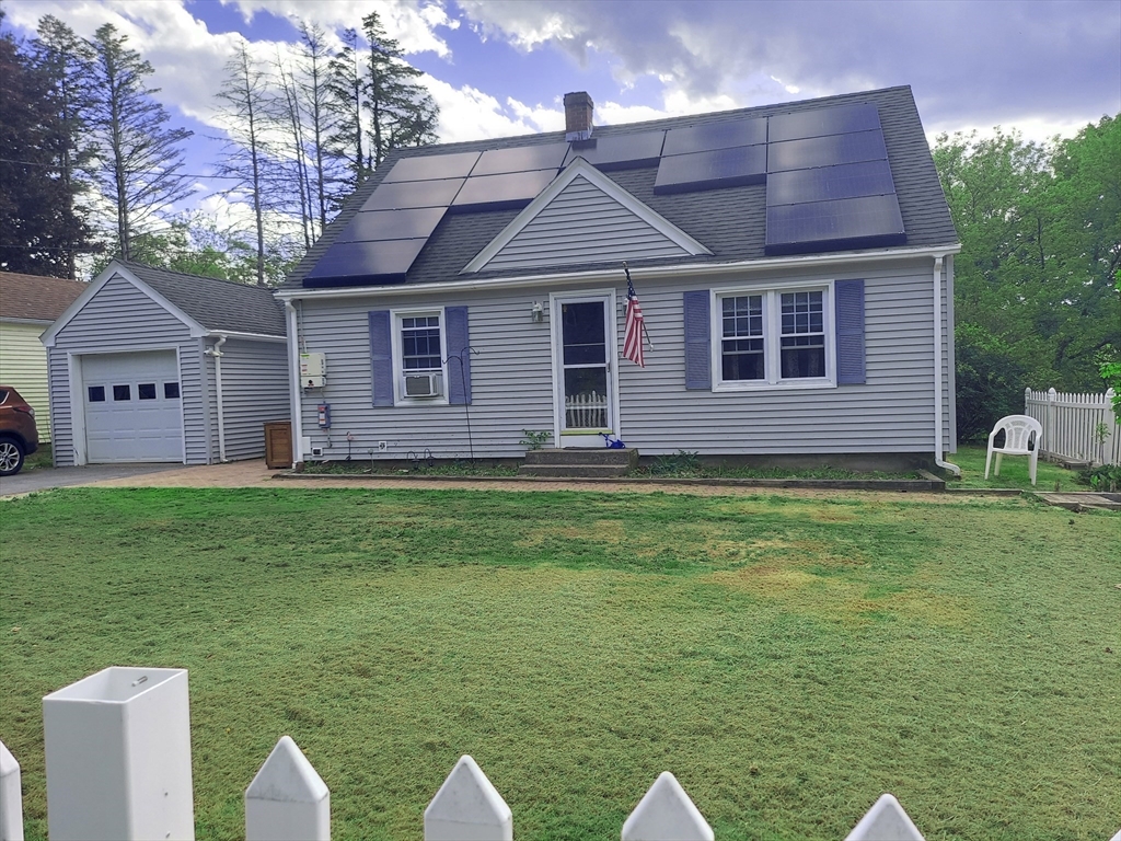 41 Dudley Hill Road, Dudley, Massachusetts, 3 Bedrooms Bedrooms, 6 Rooms Rooms,1 BathroomBathrooms,Residential,For Sale,Dudley Hill Road,73522581