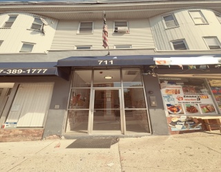 711 Broadway, Everett, Massachusetts, 1 Bedroom Bedrooms, 3 Rooms Rooms,1 BathroomBathrooms,Residential Lease,For Rent,Broadway,73522613