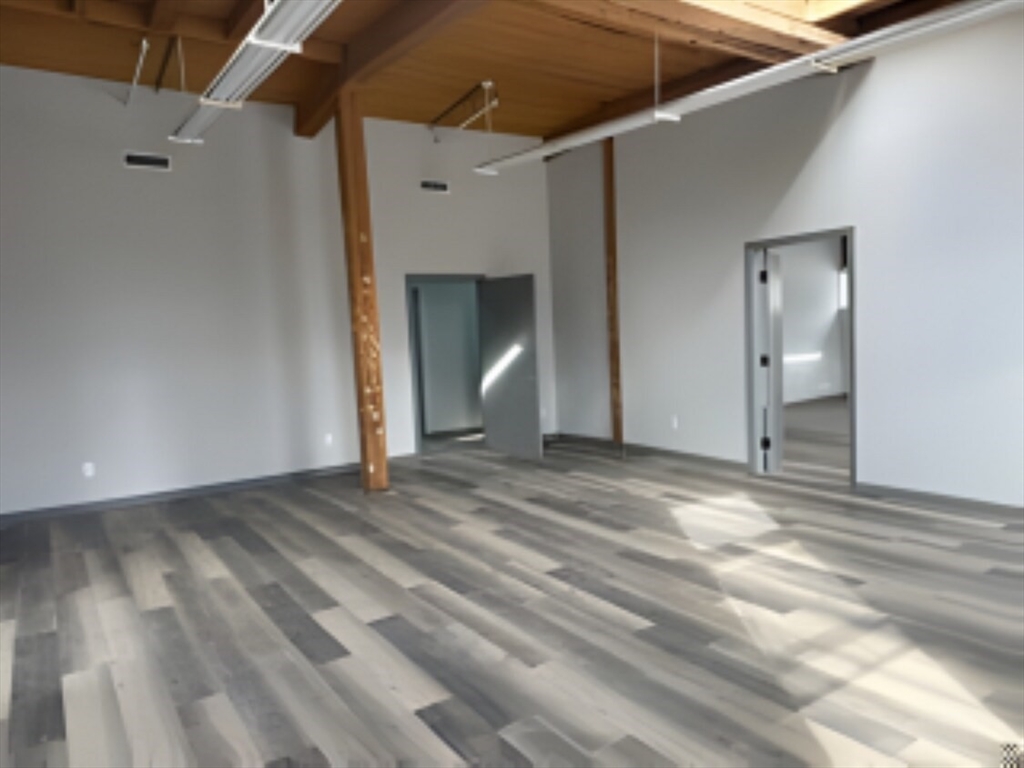 60 Pine St, Methuen, Massachusetts, ,Commercial Lease,For Rent,Pine St,73522614