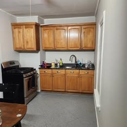 63 Ingalls St, Lynn, Massachusetts, 3 Bedrooms Bedrooms, 5 Rooms Rooms,1 BathroomBathrooms,Residential Lease,For Rent,Ingalls St,73522632