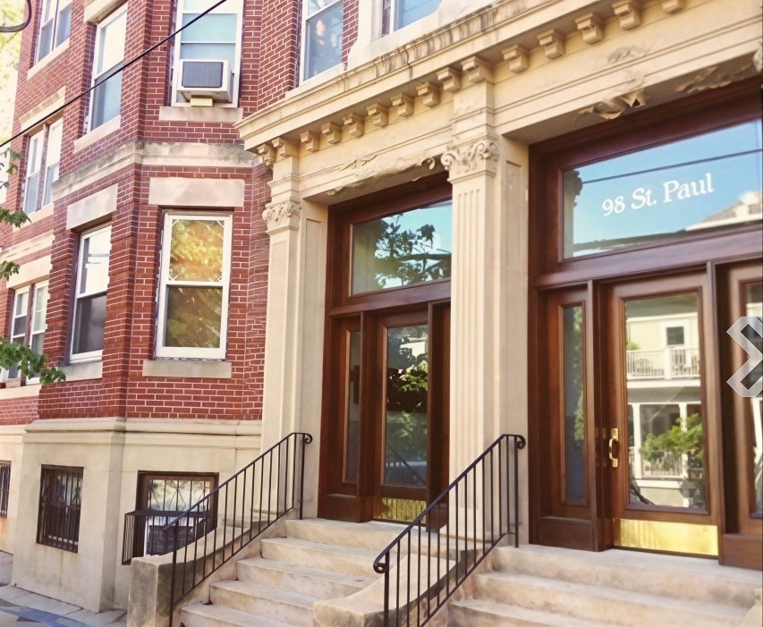 96 Saint Paul, Brookline, Massachusetts, 3 Bedrooms Bedrooms, 5 Rooms Rooms,2 BathroomsBathrooms,Residential Lease,For Rent,Saint Paul,73522653