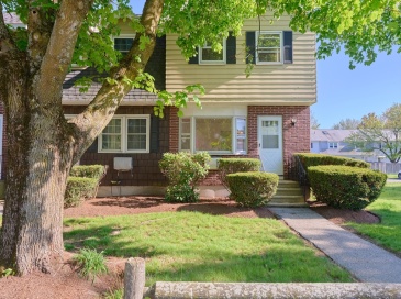 179 Pleasant Valley St, Methuen, Massachusetts, 2 Bedrooms Bedrooms, 4 Rooms Rooms,1.5 BathroomsBathrooms,Residential,For Sale,Pleasant Valley St,73522676
