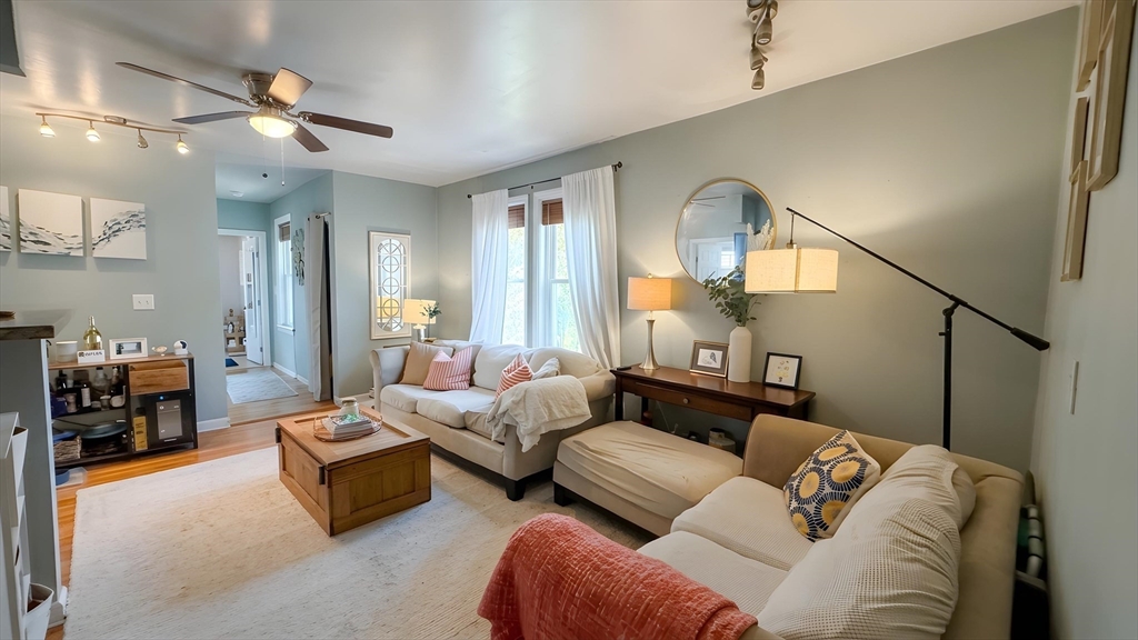 78 Parsons St, Boston, Massachusetts, 2 Bedrooms Bedrooms, 7 Rooms Rooms,1 BathroomBathrooms,Residential Lease,For Rent,Parsons St,73522700