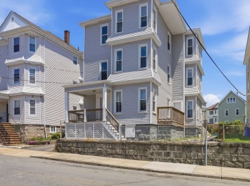 196 Irving St, Fall River, Massachusetts, 12 Bedrooms Bedrooms, 27 Rooms Rooms,3 BathroomsBathrooms,Residential Income,For Sale,Irving St,73522701
