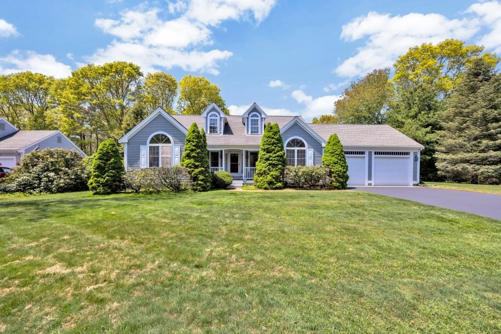 73 Snead Dr, Mashpee, Massachusetts, 3 Bedrooms Bedrooms, 7 Rooms Rooms,2 BathroomsBathrooms,Residential,For Sale,Snead Dr,73522627