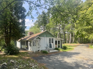 32 Hollow Rd, Wales, Massachusetts, 2 Bedrooms Bedrooms, 4 Rooms Rooms,1 BathroomBathrooms,Residential,For Sale,Hollow Rd,73522720 32 Hollow Rd, Wales, Massachusetts, 2 Bedrooms Bedrooms, 4 Rooms Rooms,1 BathroomBathrooms,Residential,For Sale,Hollow Rd,73522720