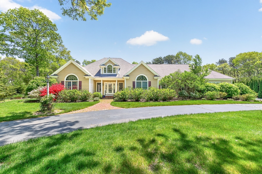 382 Falmouth Woods Rd, Falmouth, Massachusetts, 3 Bedrooms Bedrooms, 8 Rooms Rooms,3 BathroomsBathrooms,Residential,For Sale,Falmouth Woods Rd,73522726