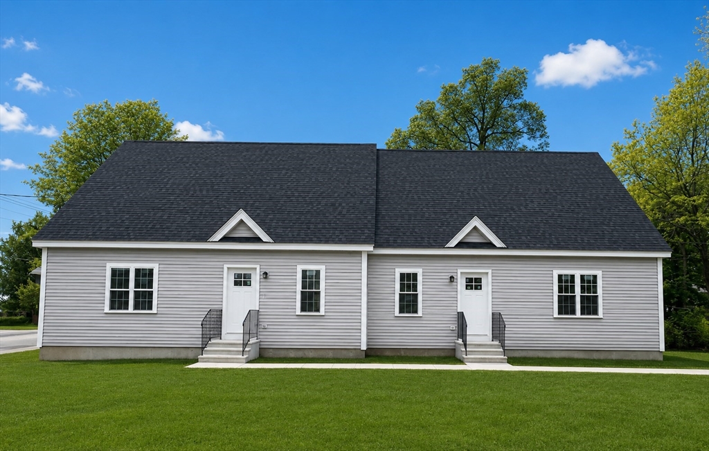 39 Lincoln Street, Webster, Massachusetts, 3 Bedrooms Bedrooms, 6 Rooms Rooms,2.5 BathroomsBathrooms,Residential,For Sale,Lincoln Street,73522741