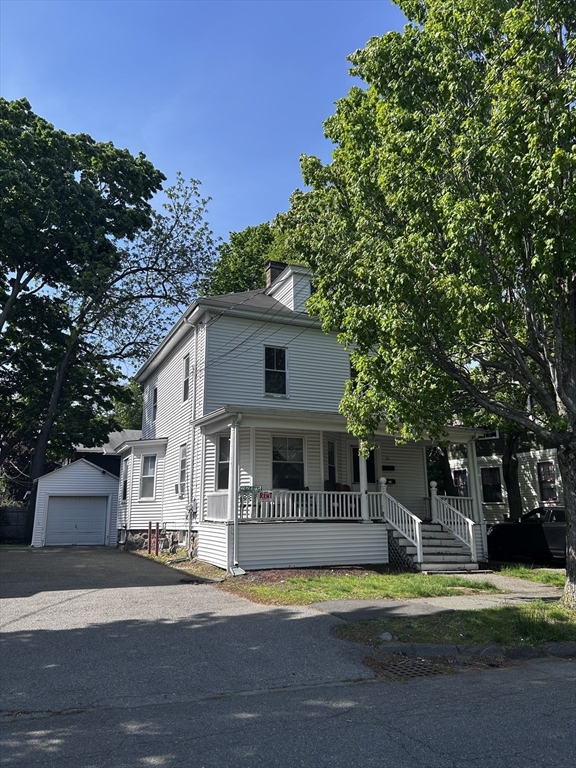 20 Central Ave, Danvers, Massachusetts, 4 Bedrooms Bedrooms, 6 Rooms Rooms,1 BathroomBathrooms,Residential Lease,For Rent,Central Ave,73522777
