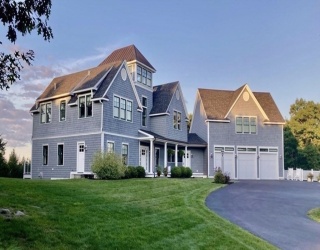 22 Crooked Lane, Manchester, Massachusetts, 4 Bedrooms Bedrooms, 10 Rooms Rooms,4 BathroomsBathrooms,Residential,For Sale,Crooked Lane,73522804