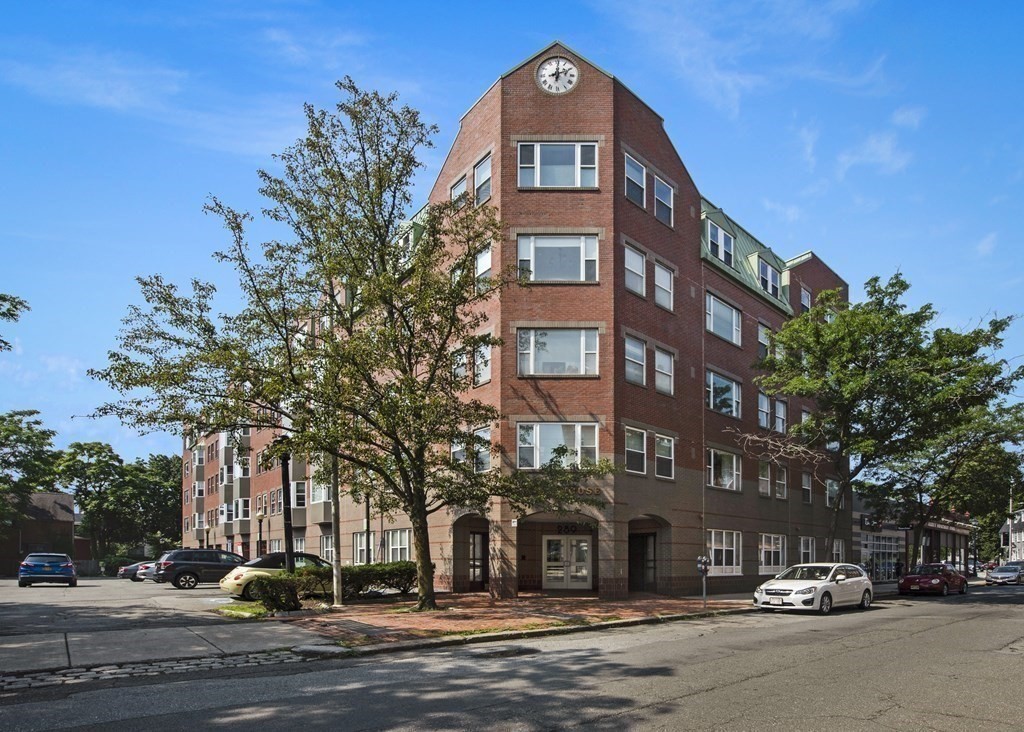 289 Essex St, Salem, Massachusetts, 2 Rooms Rooms,1 BathroomBathrooms,Residential Lease,For Rent,Essex St,73522806
