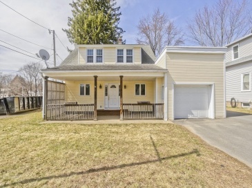 328 Newton St, South Hadley, Massachusetts, 3 Bedrooms Bedrooms, 5 Rooms Rooms,2 BathroomsBathrooms,Residential,For Sale,Newton St,73494110 328 Newton St, South Hadley, Massachusetts, 3 Bedrooms Bedrooms, 5 Rooms Rooms,2 BathroomsBathrooms,Residential,For Sale,Newton St,73494110