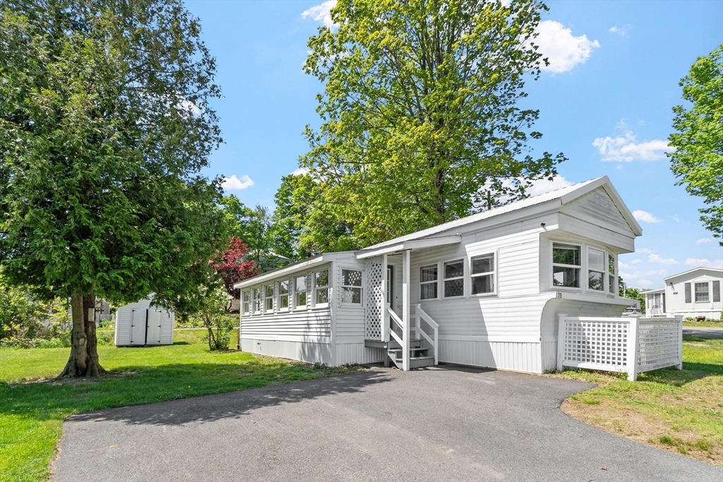 29 Tower Way, Pepperell, Massachusetts, 2 Bedrooms Bedrooms, 5 Rooms Rooms,1 BathroomBathrooms,Residential,For Sale,Tower Way,73522851