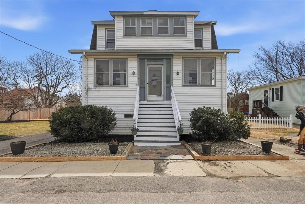 48 Bates St, Hull, Massachusetts, 3 Bedrooms Bedrooms, 9 Rooms Rooms,2.5 BathroomsBathrooms,Residential,For Sale,Bates St,73493170
