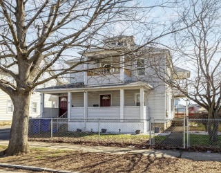 25-27 Santa Barbara St, Springfield, Massachusetts, 4 Bedrooms Bedrooms, 8 Rooms Rooms,2 BathroomsBathrooms,Residential Income,For Sale,Santa Barbara St,73496752
