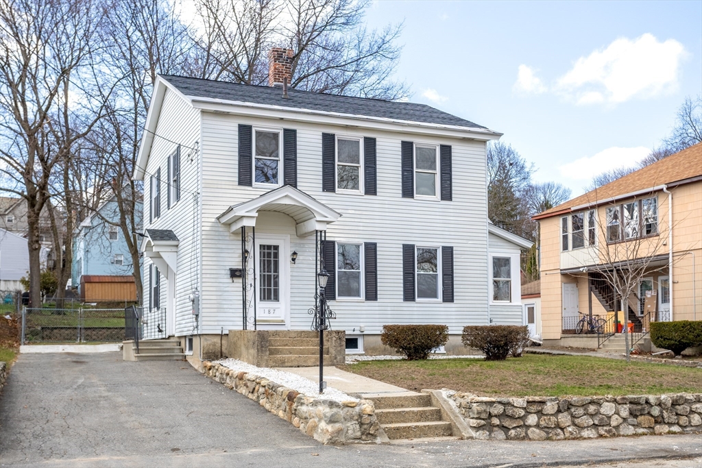 187 Boutelle St, Fitchburg, Massachusetts, 3 Bedrooms Bedrooms, 6 Rooms Rooms,1.5 BathroomsBathrooms,Residential,For Sale,Boutelle St,73498066