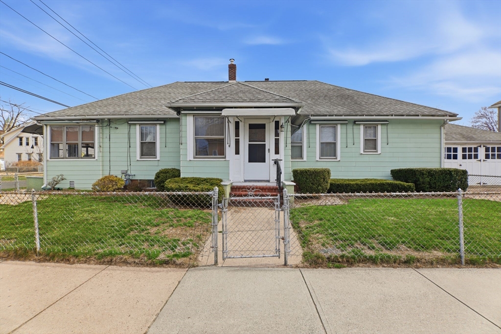 51 Trilby Ave, Chicopee, Massachusetts, 2 Bedrooms Bedrooms, 6 Rooms Rooms,1 BathroomBathrooms,Residential,For Sale,Trilby Ave,73498020