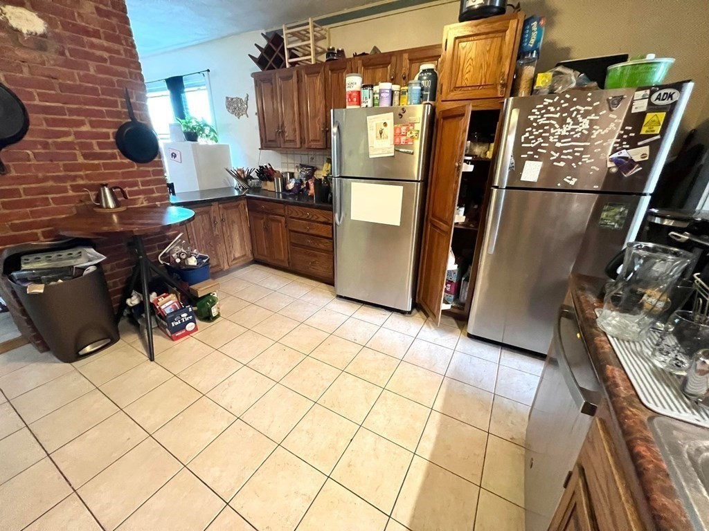 200 Harvard St., Medford, Massachusetts, 6 Bedrooms Bedrooms, 10 Rooms Rooms,2 BathroomsBathrooms,Residential Lease,For Rent,Harvard St.,73522970