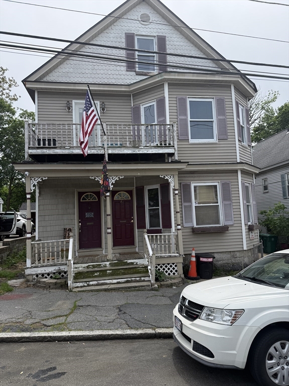 63-65 Sixth St, Lowell, Massachusetts, 6 Bedrooms Bedrooms, 12 Rooms Rooms,2 BathroomsBathrooms,Residential Income,For Sale,Sixth St,73523056