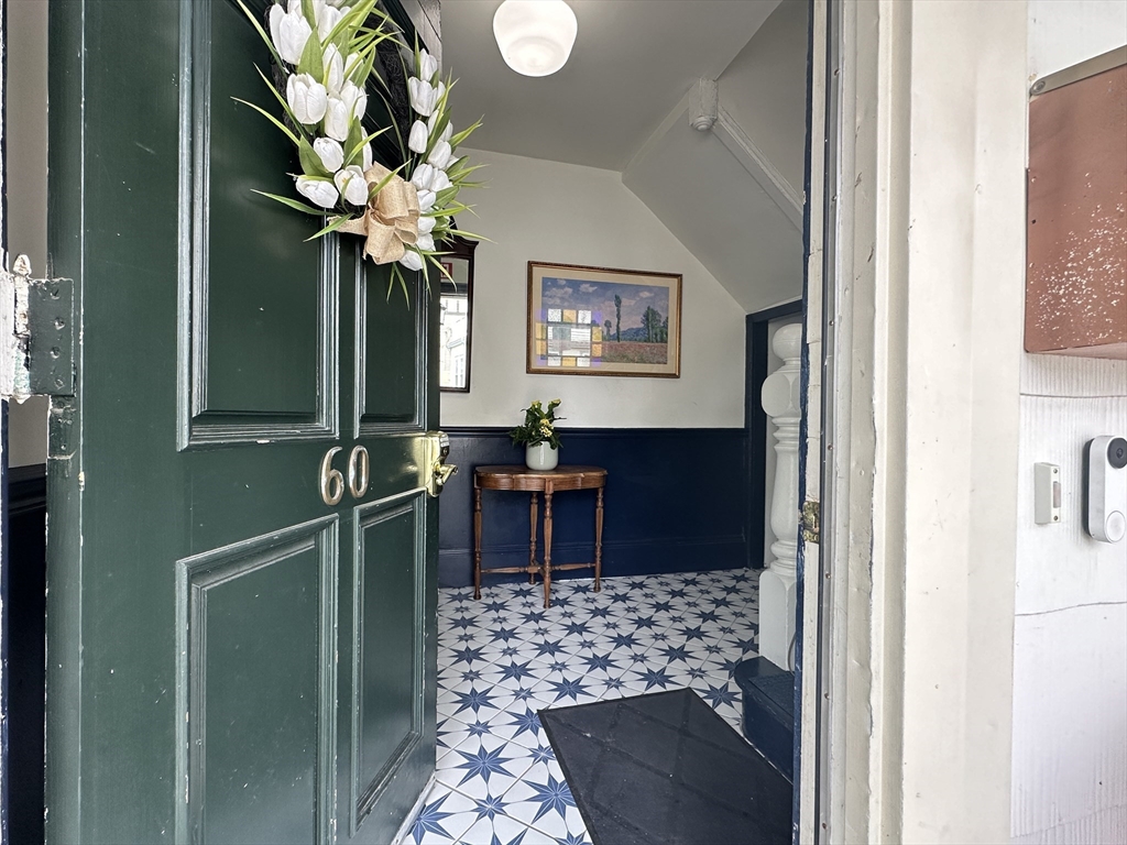 60 Day Street, Boston, Massachusetts, 1 Bedroom Bedrooms, 3 Rooms Rooms,1 BathroomBathrooms,Residential Lease,For Rent,Day Street,73523072
