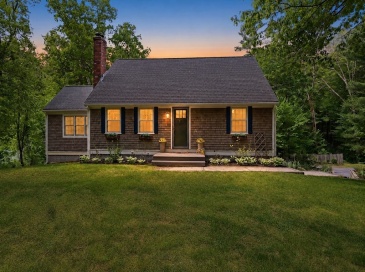 80 Webster St, Douglas, Massachusetts, 3 Bedrooms Bedrooms, 8 Rooms Rooms,2 BathroomsBathrooms,Residential,For Sale,Webster St,73523074 80 Webster St, Douglas, Massachusetts, 3 Bedrooms Bedrooms, 8 Rooms Rooms,2 BathroomsBathrooms,Residential,For Sale,Webster St,73523074
