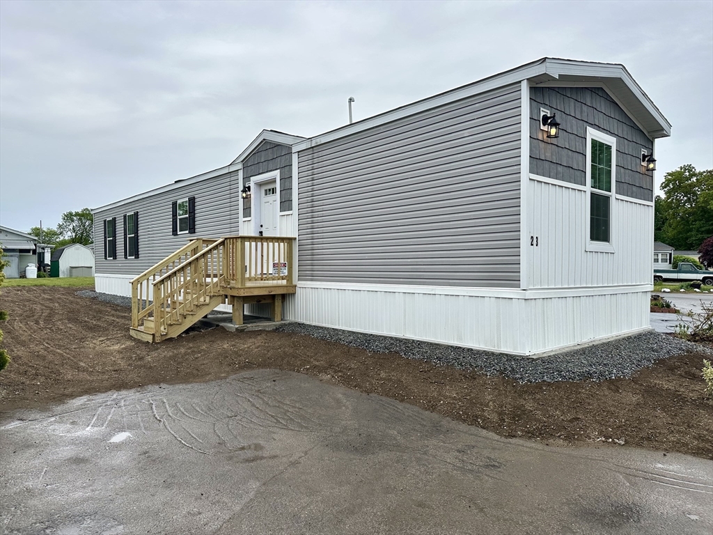 23 Dinny Lane, Plainville, Massachusetts, 2 Bedrooms Bedrooms, 4 Rooms Rooms,2 BathroomsBathrooms,Residential,For Sale,Dinny Lane,73523085