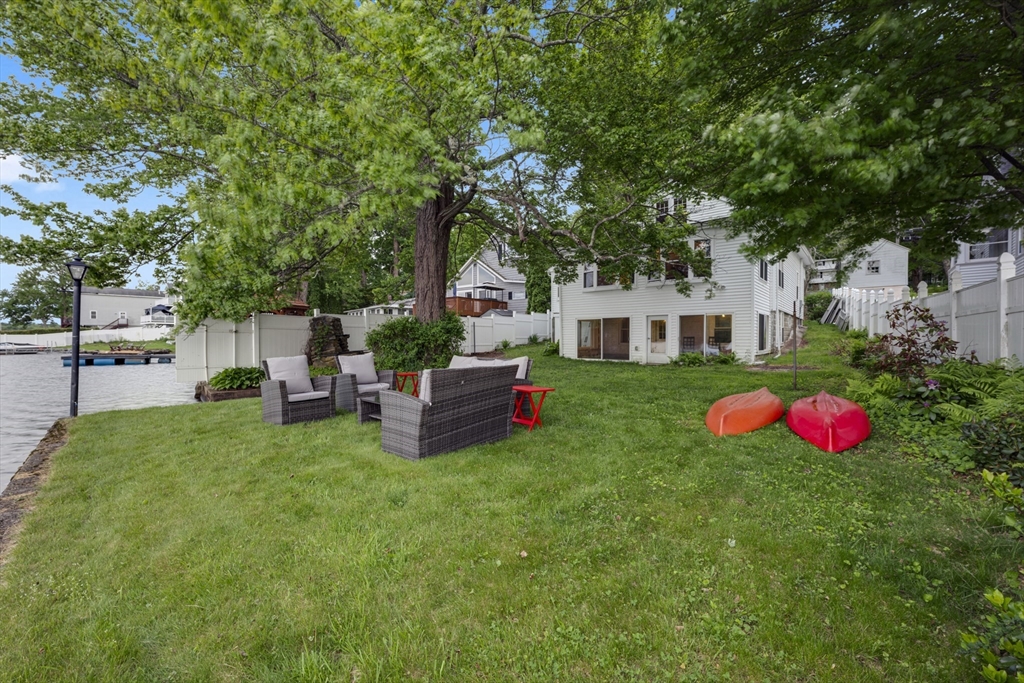 5 1/2 W Sutton Rd, Sutton, Massachusetts, 3 Bedrooms Bedrooms, 5 Rooms Rooms,1 BathroomBathrooms,Residential,For Sale,W Sutton Rd,73523187