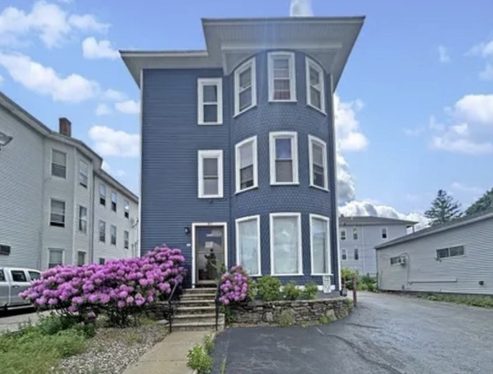 345 Park Ave, Worcester, Massachusetts, 2 Bedrooms Bedrooms, 4 Rooms Rooms,1 BathroomBathrooms,Residential Lease,For Rent,Park Ave,73523215