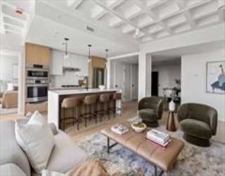125 Lowell Street, Somerville, Massachusetts, 3 Bedrooms Bedrooms, 7 Rooms Rooms,3 BathroomsBathrooms,Residential Lease,For Rent,Lowell Street,73523216