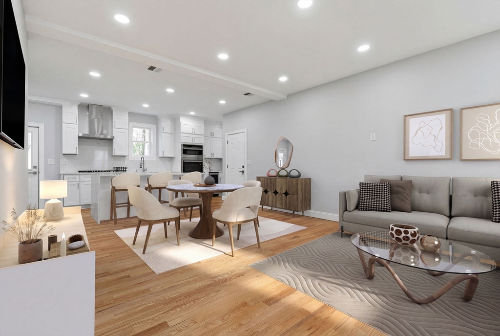 72 Westboro Rd, Grafton, Massachusetts, 3 Bedrooms Bedrooms, 6 Rooms Rooms,2.5 BathroomsBathrooms,Residential,For Sale,Westboro Rd,73523262