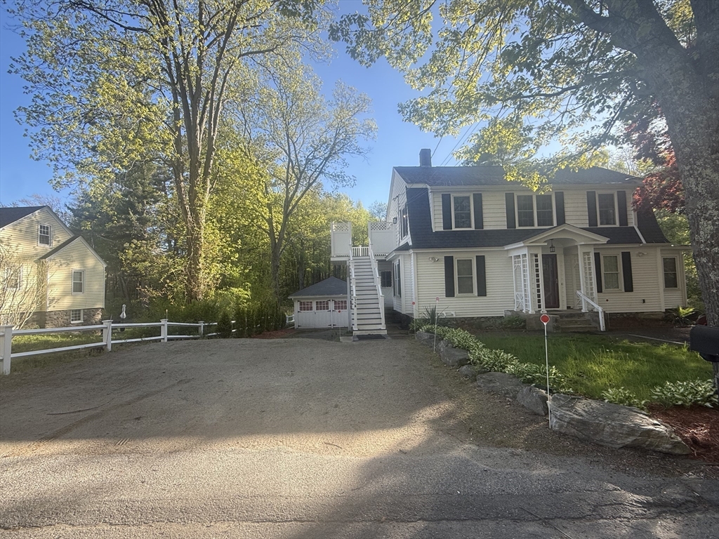 35B Beach St., Millbury, Massachusetts, 2 Bedrooms Bedrooms, 5 Rooms Rooms,1 BathroomBathrooms,Residential Lease,For Rent,Beach St.,73523275