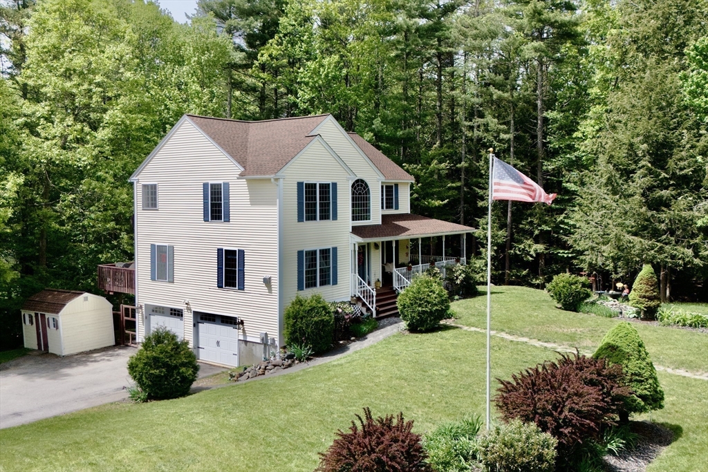 6 Loon Road, Winchendon, Massachusetts, 3 Bedrooms Bedrooms, 5 Rooms Rooms,2.5 BathroomsBathrooms,Residential,For Sale,Loon Road,73520335