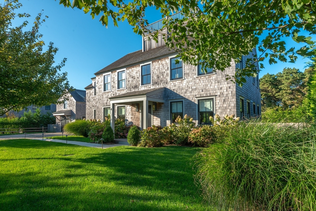 4 Ellen's Way, Nantucket, Massachusetts, 6 Bedrooms Bedrooms, 11 Rooms Rooms,7 BathroomsBathrooms,Residential Lease,For Rent,Ellen's Way,73523330