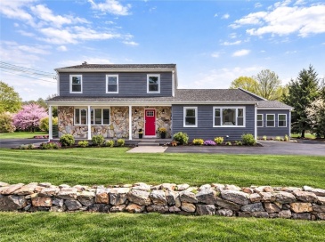 36 Kinnicutt Ave, Warren, Rhode Island, 6 Bedrooms Bedrooms, 16 Rooms Rooms,3.5 BathroomsBathrooms,Residential,For Sale,Kinnicutt Ave,73523372