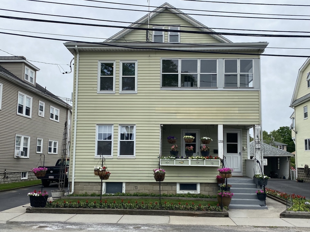 131 Evans Street, Watertown, Massachusetts, 3 Bedrooms Bedrooms, 7 Rooms Rooms,2 BathroomsBathrooms,Residential Lease,For Rent,Evans Street,73523346