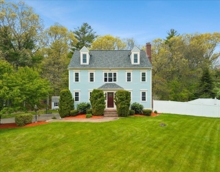 2 Furlong Circle, Lakeville, Massachusetts, 4 Bedrooms Bedrooms, 9 Rooms Rooms,2.5 BathroomsBathrooms,Residential,For Sale,Furlong Circle,73523587